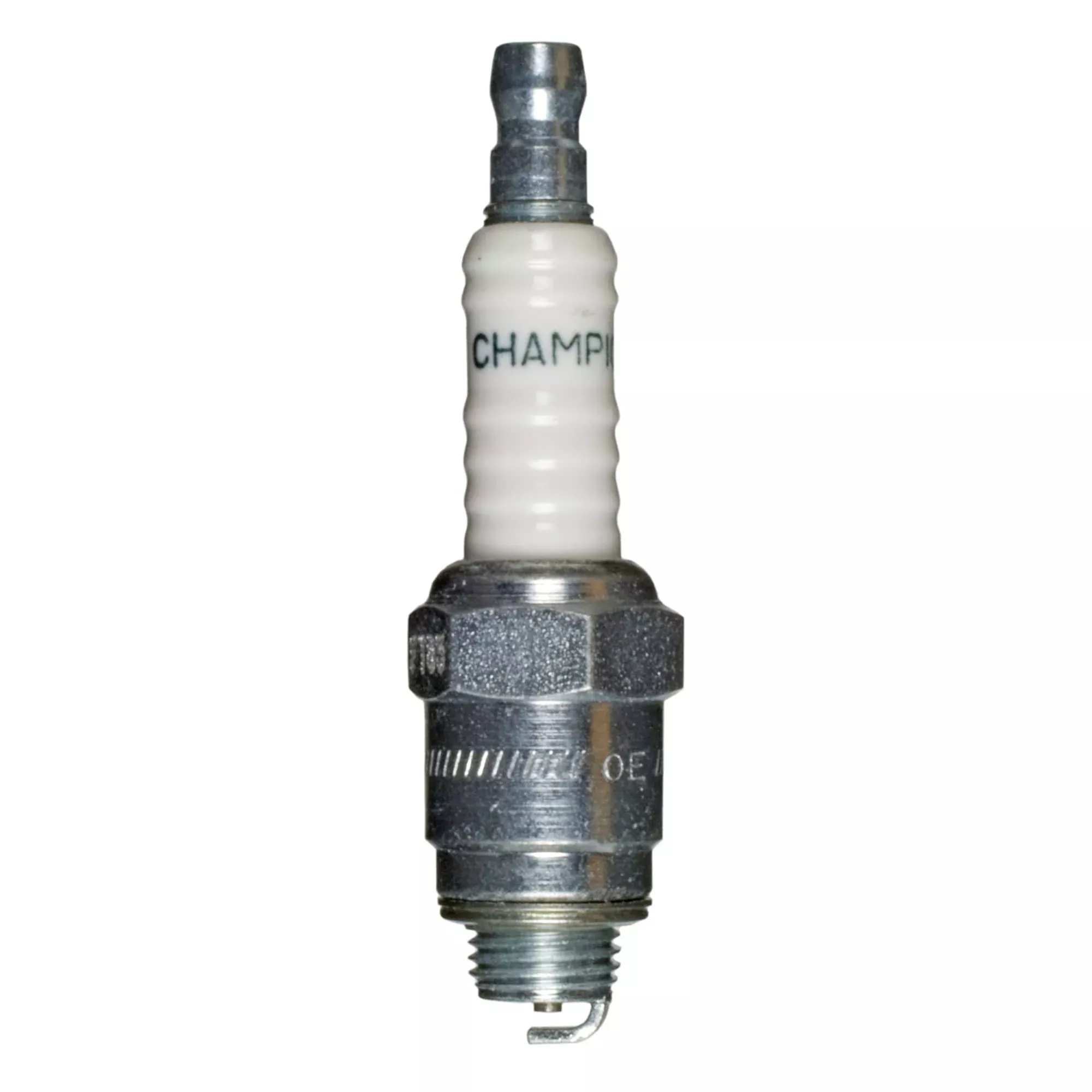 Champion Copper Plus Small Engine Spark Plug 842 (UY6) - Pack of 1, UPC 037551000975