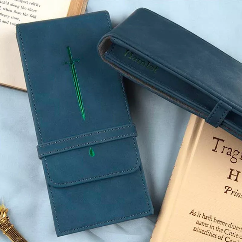 World Classic Literature Pen Pouch (Hamlet)